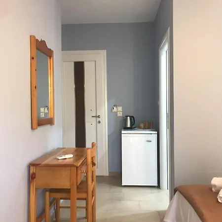 Tasos 3*